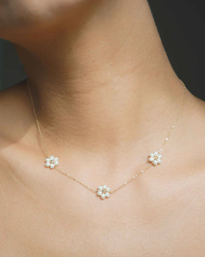 Pearl Daisy Charm Necklace